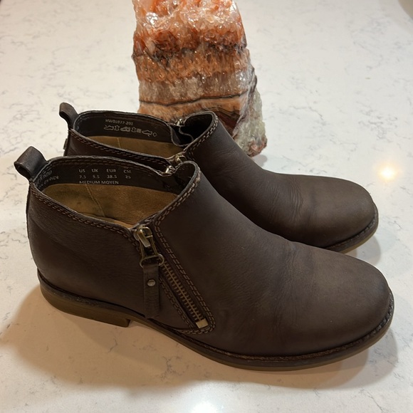 Hush Puppies Shoes Hush Puppies Womens Mazin Cayto Boot With Zipper